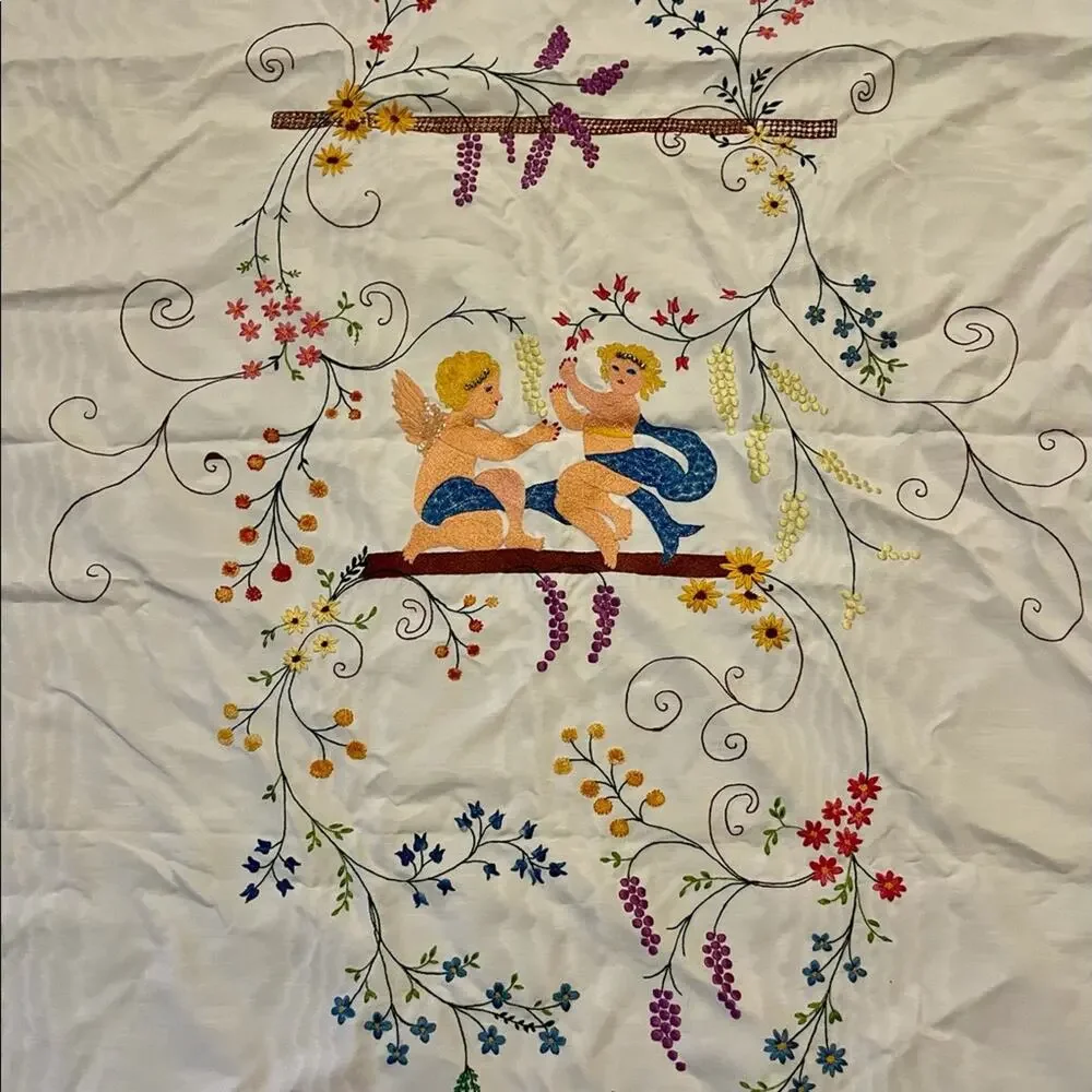 Handmade baby crate bed spread hand embroidered Querubins VINTAGE size 61